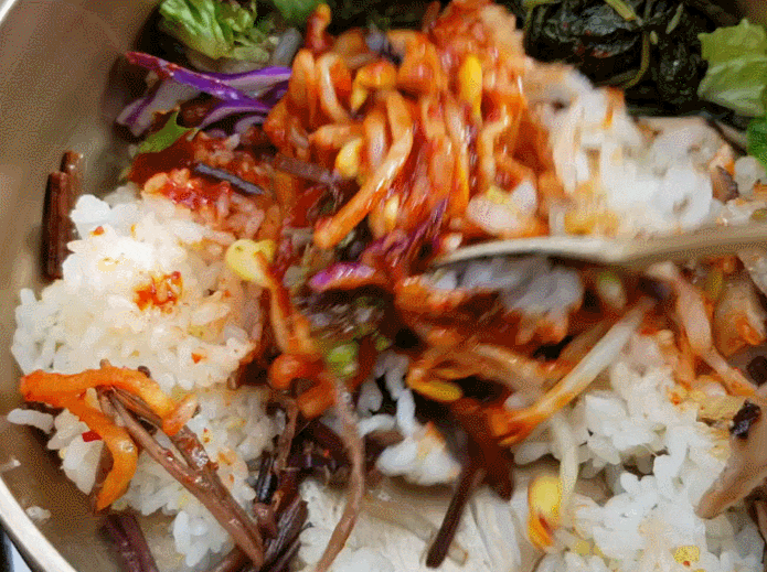 썸네일-연예인들 비빔밥 먹방.gif-이미지