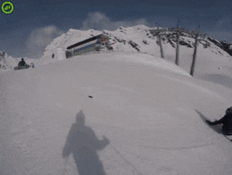 썸네일-스키장에서 떨어뜨린 핸드폰 구하기-이미지