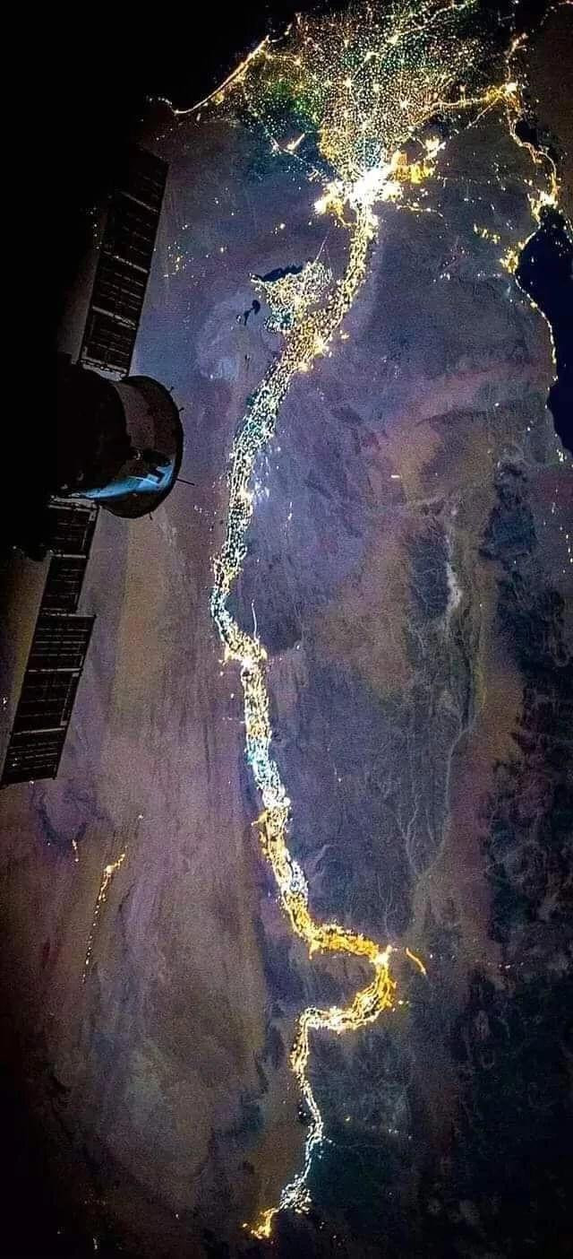 썸네일-이집트 밤 위성 사진-이미지