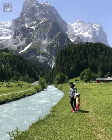 썸네일-스위스의 흔한 풍경.gif-이미지