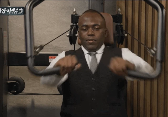 무언가가 잘못됐음을 느낀 조나단.gif 무언가가 잘못됐음을 느낀 조나단.gif