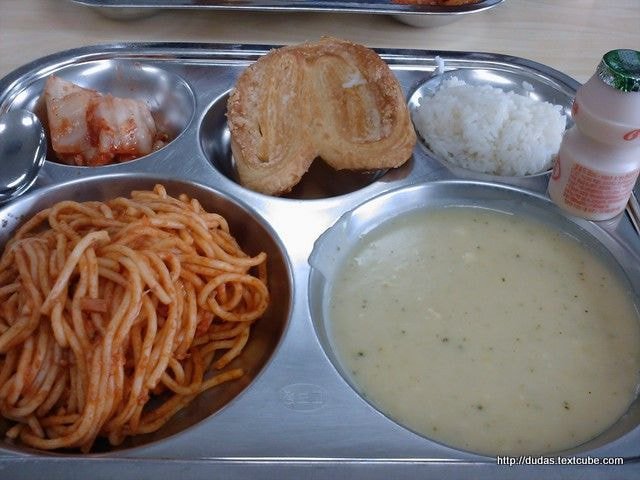 nokbeon.net-급식 때 인기 많던 스파게티와의 조합.jpg-1번 이미지